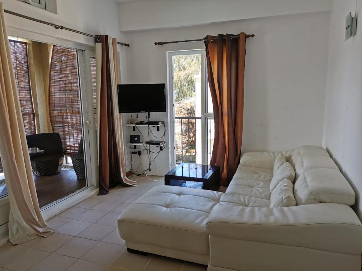 Rayon Vert Beach Apartment Flic-en-Flacq Exterior foto
